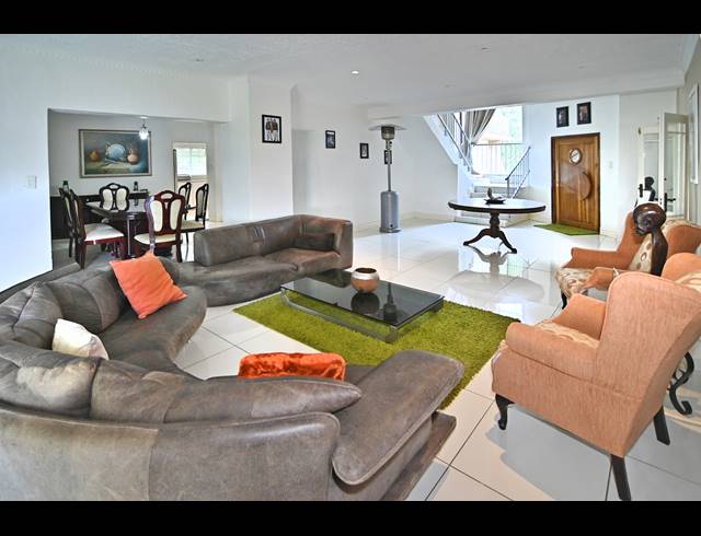 6 BEDROOM HOUSE FOR SALE IN PRESIDENT PARK